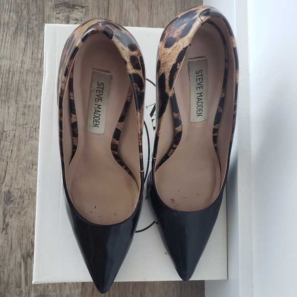 Steve Madden Leopard Pumps - Picture 4 of 6